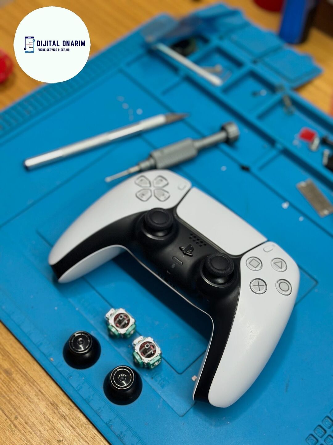 PS5 Kol Drift Sorunu Neden Olur? DualSense Drift Tamiri ve Hall Effect Analog Rehberi (2026)
