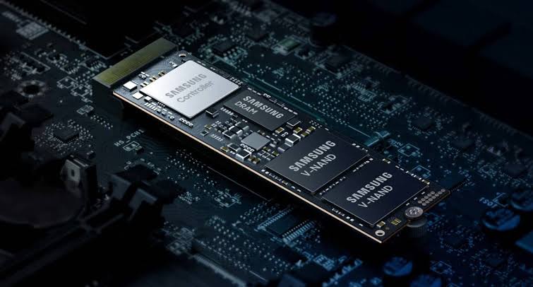 Laptop Neden Yavaşlar? SSD ile Bilgisayarınıza Yeni Hayat Verin
