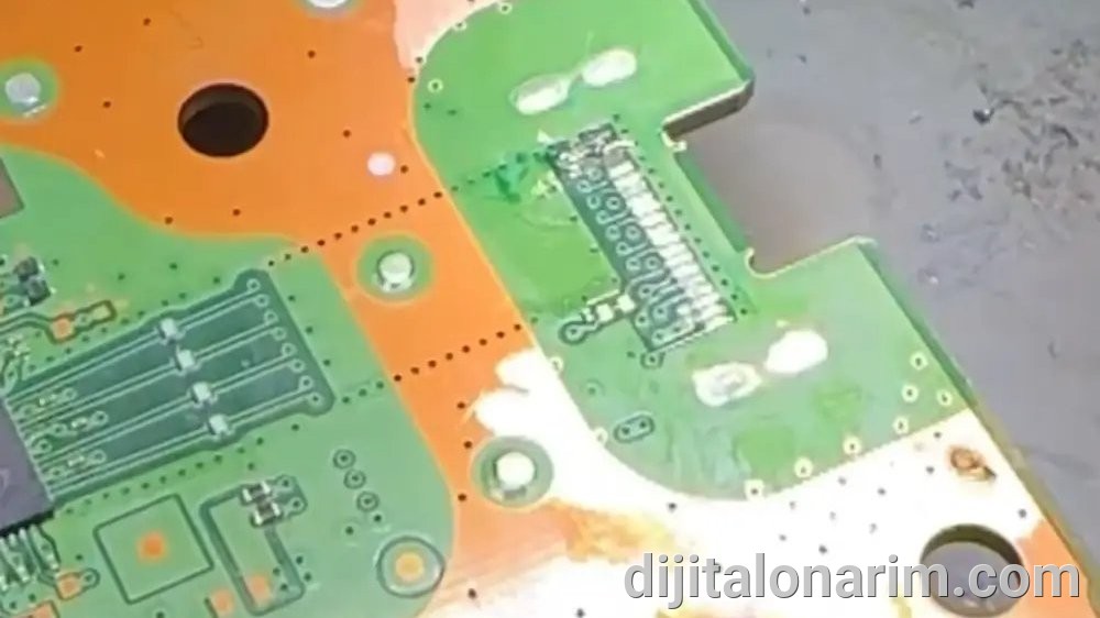 PS5 Görüntü Gelmiyor mu? Beyaz Işık, Mavi Işık ve HDMI